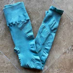 Free People Movement High-Rise Black Diamond Leggings Size: M/L